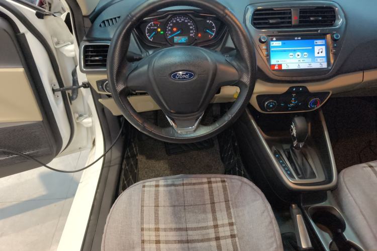 Used Ford Escort 2017 Revised Version 1.5L Automatic Comfort Edition Steering Wheel