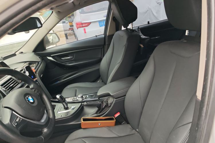 Used BMW 3 Series 2016 320Li Fashion Model Left Front Seat