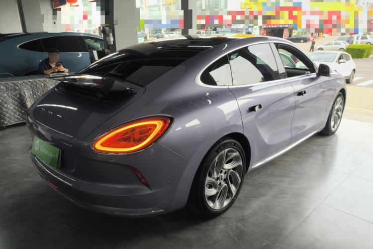 Used ORA Lightning Cat 2022 555 km Luxury Edition Rear Right 45 Deg