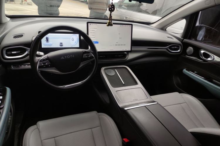 Used AION V 2023 Plus 70 Smart Tech Edition Lithium Iron Phosphate