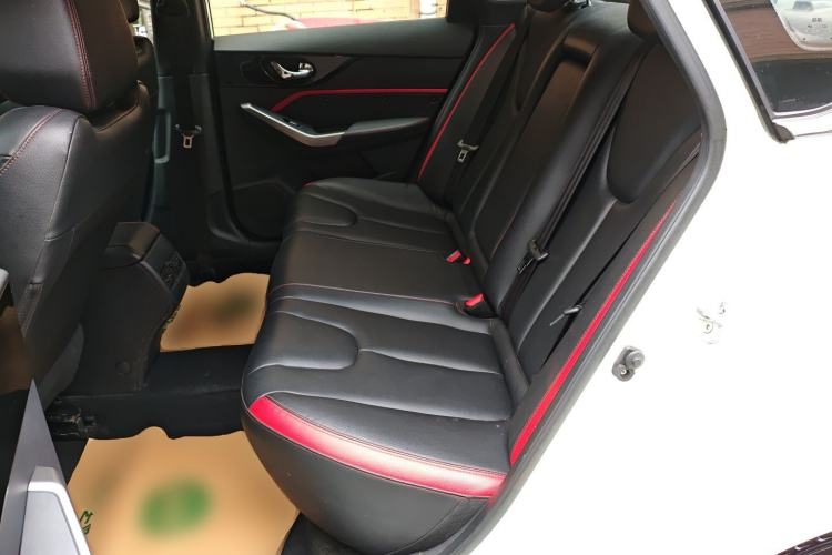 Used Venucia D60 2018 1.6L CVT Smart Connect Elite Edition