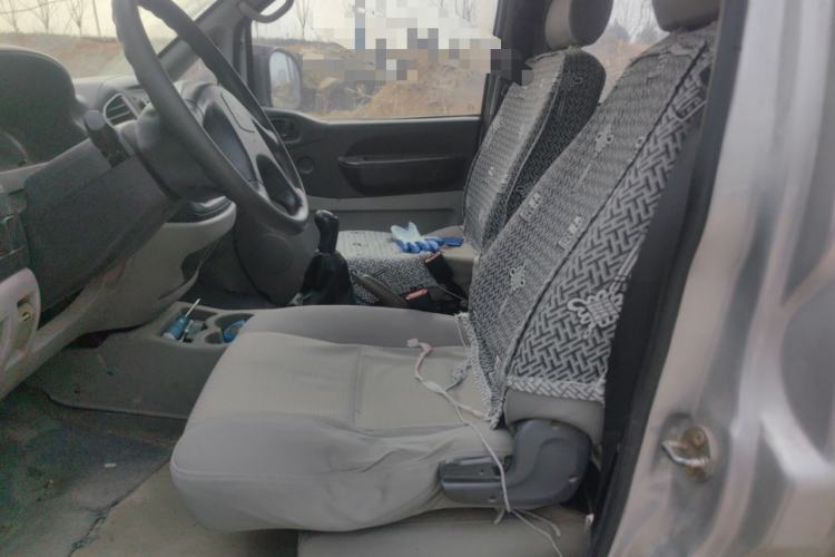 Used FORTHING Lingzhi 2015 V3 1.5L 7-Seater Comfort Model Left Rear Seat