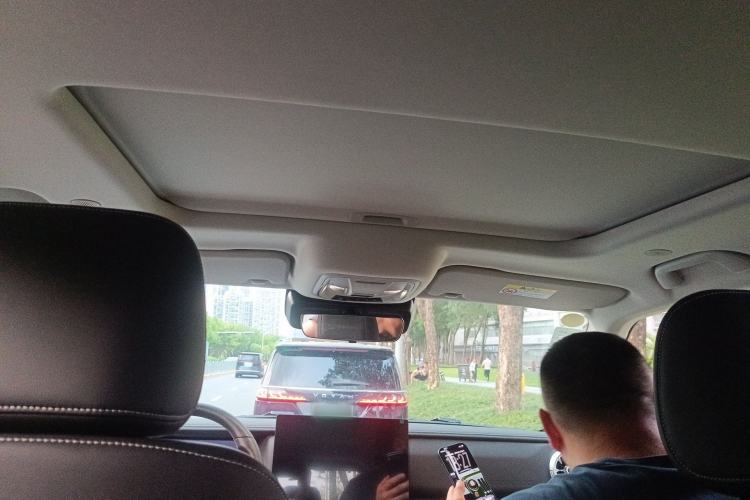 Used Tank 300 2025 2.0T Challenger Headliner