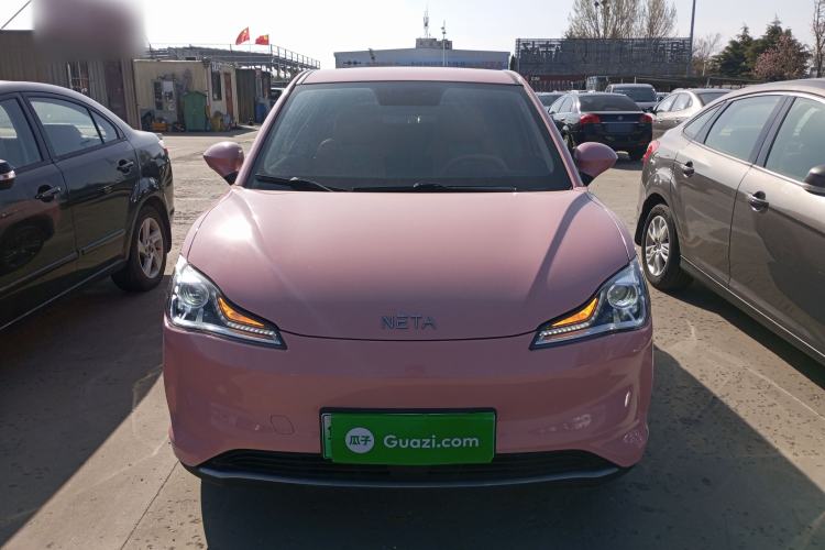 Used NETA V 2022 Chao 400 Lite Pink Custom Edition Front