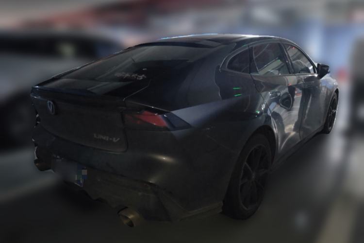 Used CHANGAN UNI-V 2023 1.5T Prestige Model
