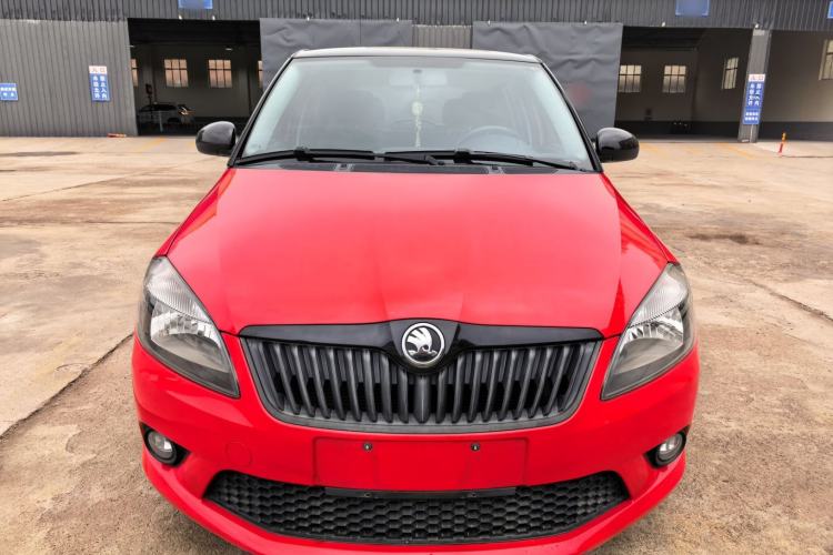 Used Skoda Fabia 2014 1.6L Automatic Sport Edition
