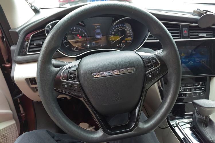 Used Venucia D60 2018 1.6L CVT Smart Connect Elite Edition