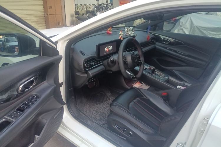 Used GAC Trumpchi EMPOW 2021 270T DCT J16 Version
