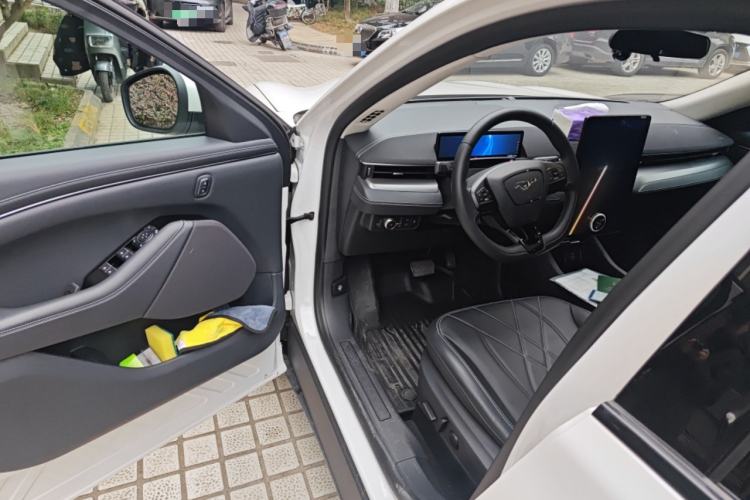 Used Ford Mustang Mach-E 2021 Leap Edition Rear-Drive Version (Standard Range)