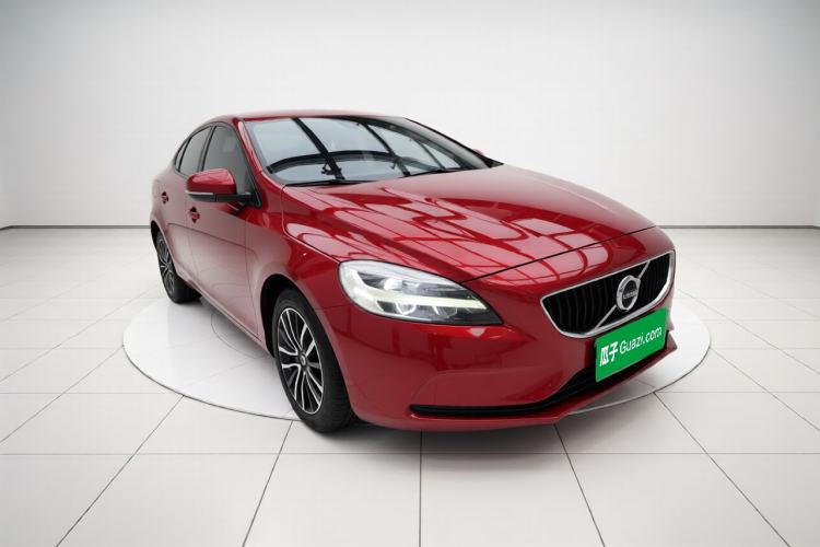 Used Volvo V40 2019 T3 Zhiyi Edition
