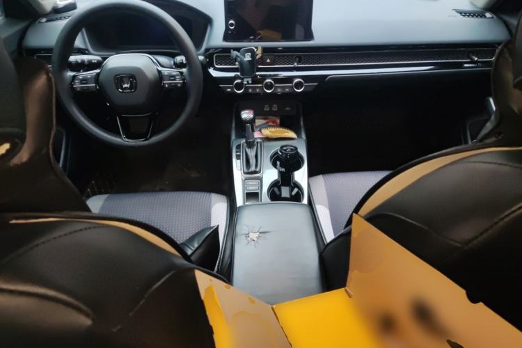 Used Honda Civic 2022 240TURBO CVT Dynamic Edition
