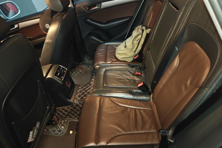 Used Audi Q5 2017 40 TFSI Ambition Edition Left Rear Seat