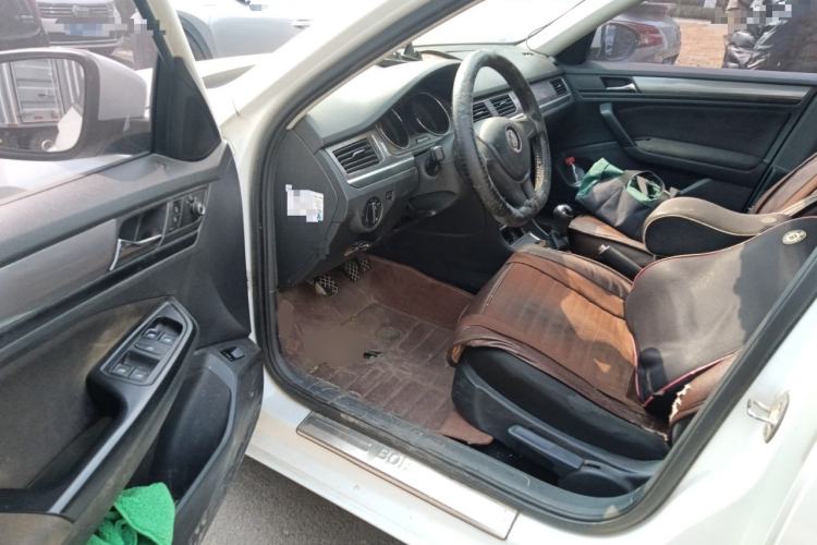 Used Volkswagen Bora 2016 1.6L Manual Fashion Edition