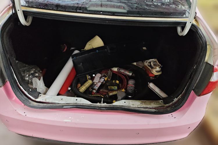 Used Kia K2 2012 Sedan 1.4L MT TOP Commemorative Edition
