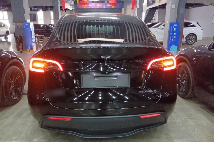 Used Tesla Model Y 2023 Rear-Wheel-Drive Version