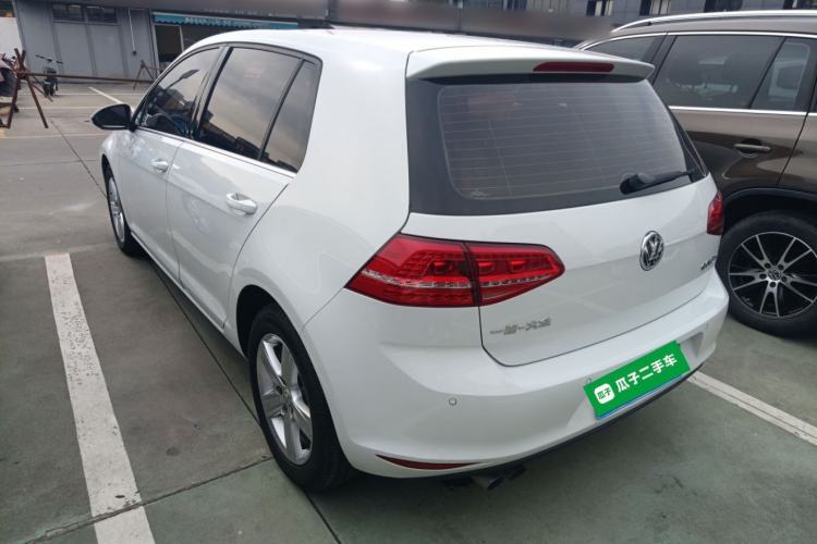 Used Volkswagen Golf 2016 230TSI Automatic Comfort Version
