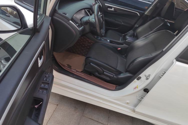 Used Honda Jade 2016 1.8L Automatic Comfort Elite Version 5 Seats