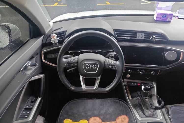 Used Audi Q3 2020 35 TFSI Fashion Dynamic Model