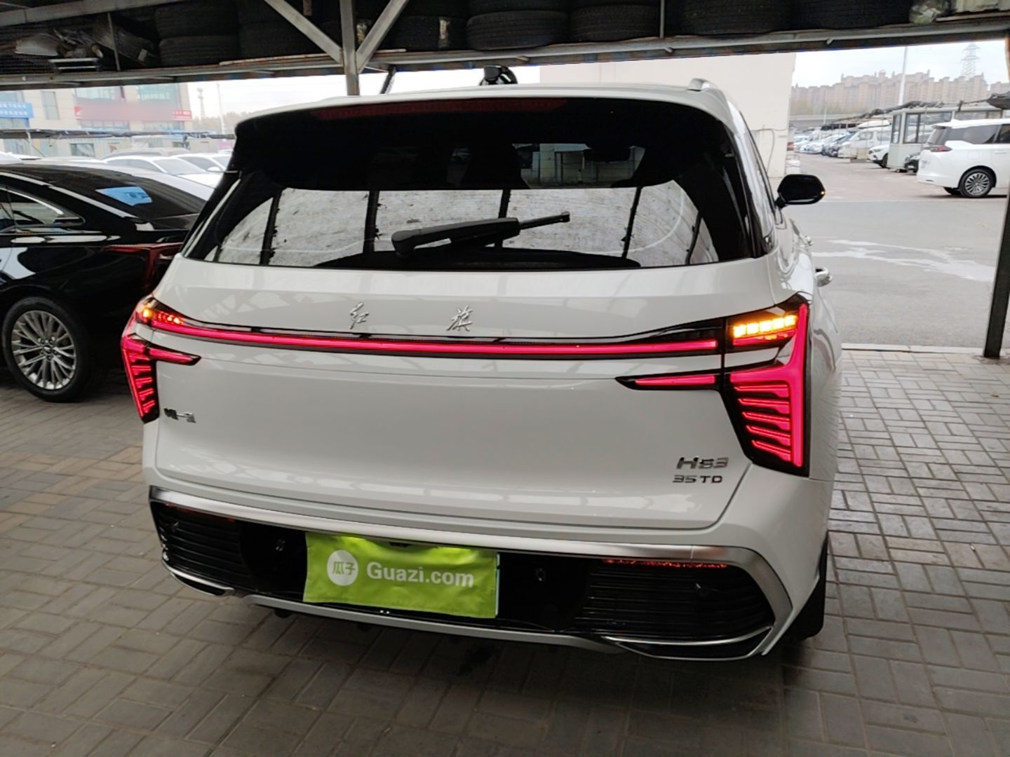 Hongqi HS3 2023 1.5T Two-Wheel Drive Shanwei Edition — снимка 5