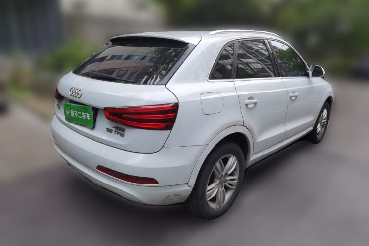 Used Audi Q3 2015 35 TFSI Comfort Model Rear Right 45 Deg