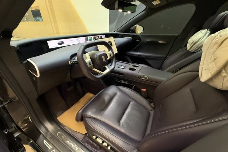 Used Avatr 07 2024 Max Extended-Range Edition Interior 8