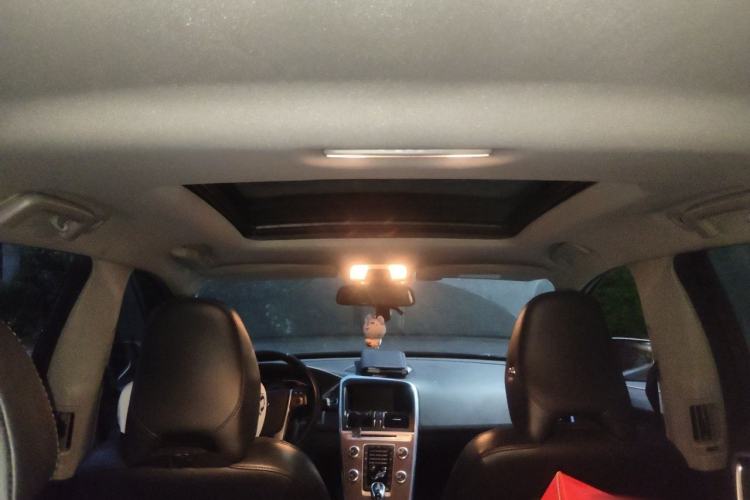 Used Volvo XC60 2017 T5 AWD Smart Range Edition
