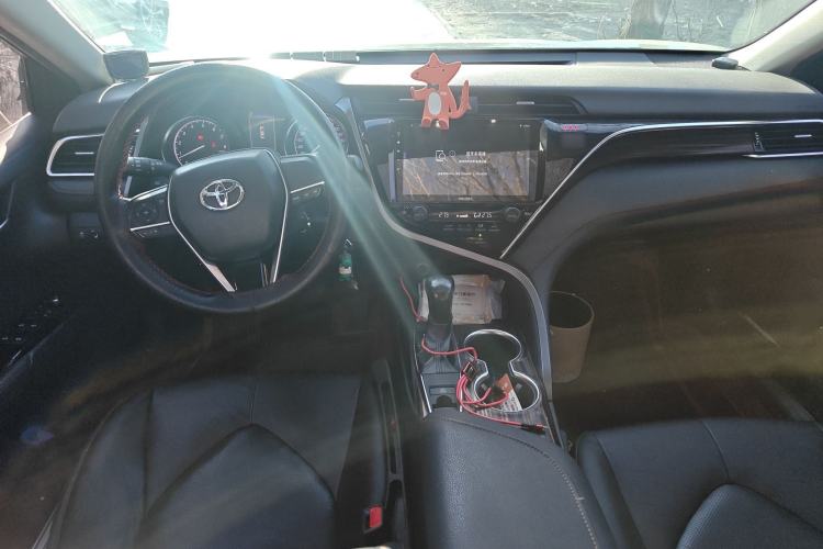 Used Toyota Camry 2018 2.0E Leading Edition