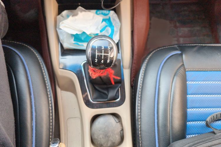 Used Wuling Hongguang 2016 1.5L S1 Deluxe Model China V-standard
