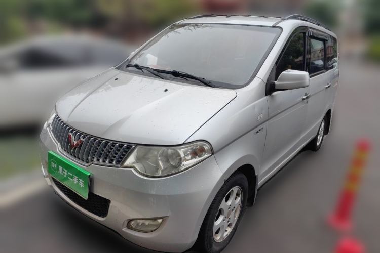 Used Wuling Hongguang 2013 1.5L Standard Version