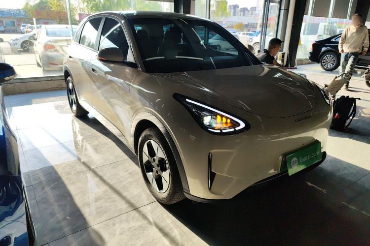 Used Geely Galaxy Geome 2025 UP 410km Exploration Edition Front Right 45 Deg