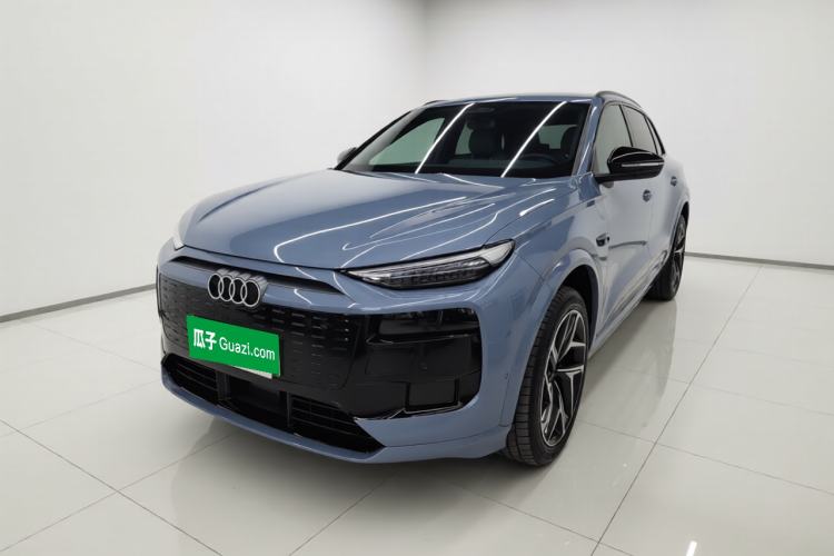 Used Audi Q6L e-tron 2026 First Launch Navigation Edition Guazi used car, China used car export, Used car for sale, Used cars, Cheapest cars for sale
