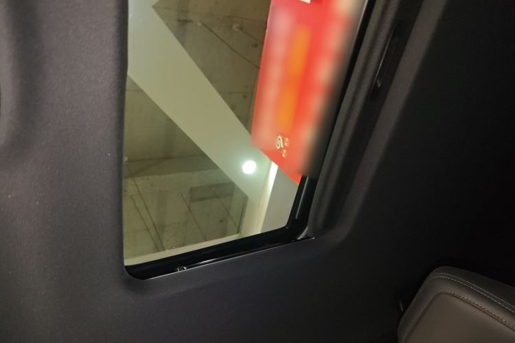 Used 212 T01 2024 2.0T Explorer