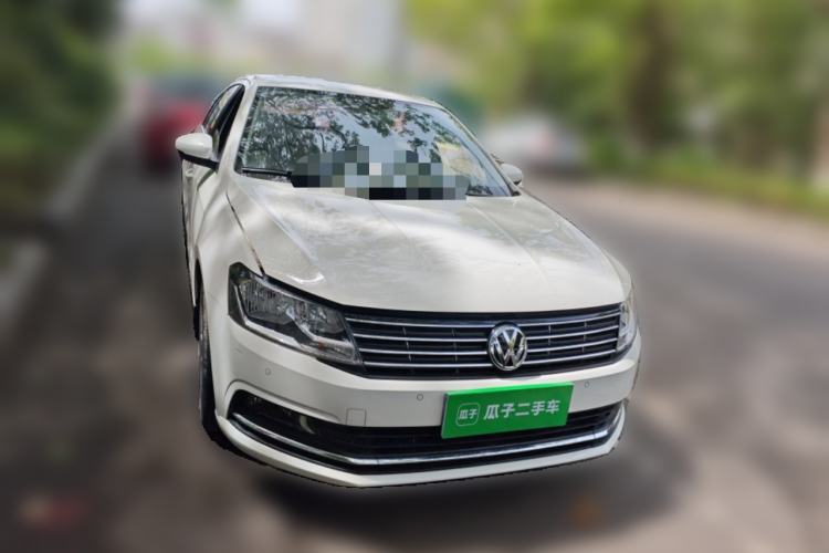 Used Volkswagen Lavida 2017 1.6L Manual Comfort Edition