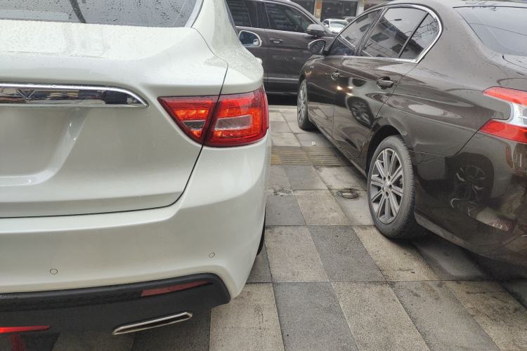 Used Geely Auto Emgrand GT 2016 1.8T Zunya Model
