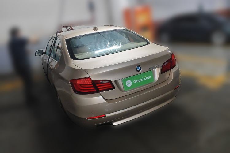 Used BMW 5 Series 2013 525Li Leading Model
