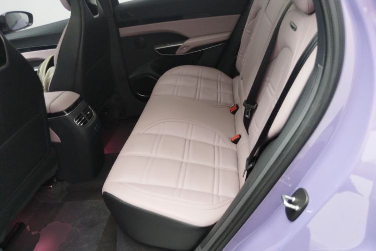 Used Hongqi Tiangong 08 2025 680 Ultra Four-Wheel-Drive Version
