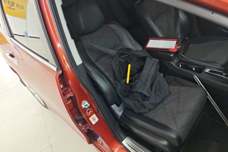 Used Honda Jade 2013 1.8L automatic Comfort version 5 seats