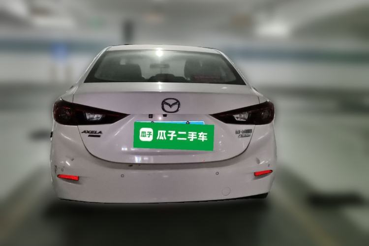 Used Mazda Mazda 3 Axela 2017 Sedan 1.5L Automatic Luxury Model China VI Standard
