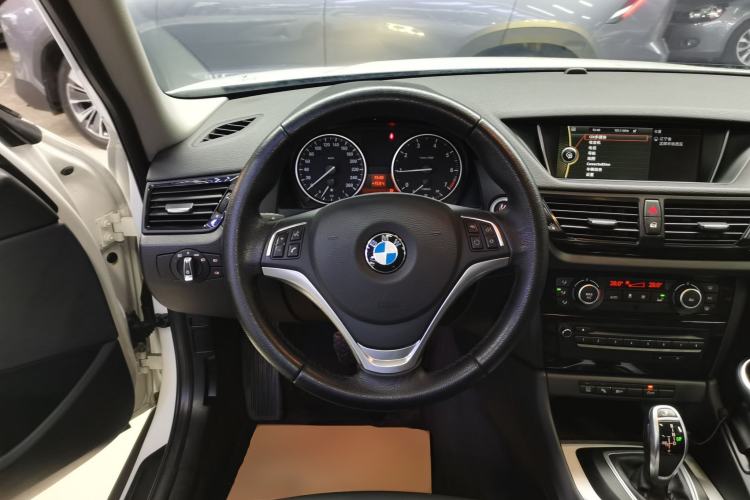 Used BMW X1 2014 sDrive18i Leading Model Steering Wheel