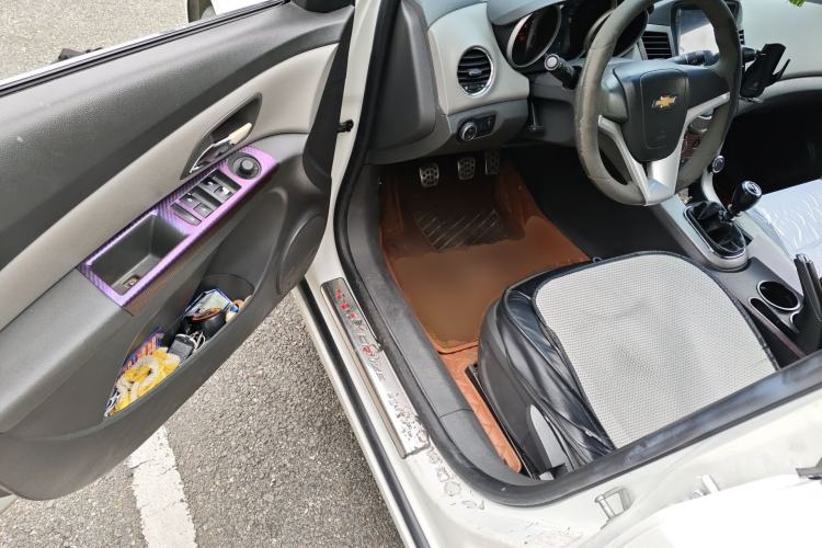 Used Chevrolet Cruze 2012 1.6L SL Grand Edition Manual Transmission
