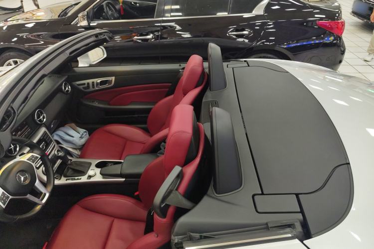 Used Mercedes-Benz SLK-Class 2011 SLK 200 Fashion Model
