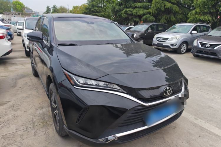 Used Toyota Harrier 2022 2.0L CVT Two-Wheel Drive Entry Version Front Right 45 Deg