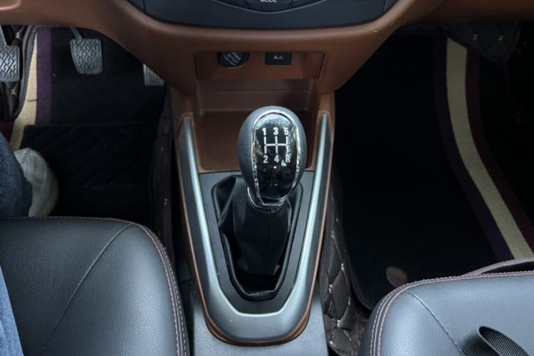 Used Geely Auto Diamond 2016 1.5L Manual Elite Edition