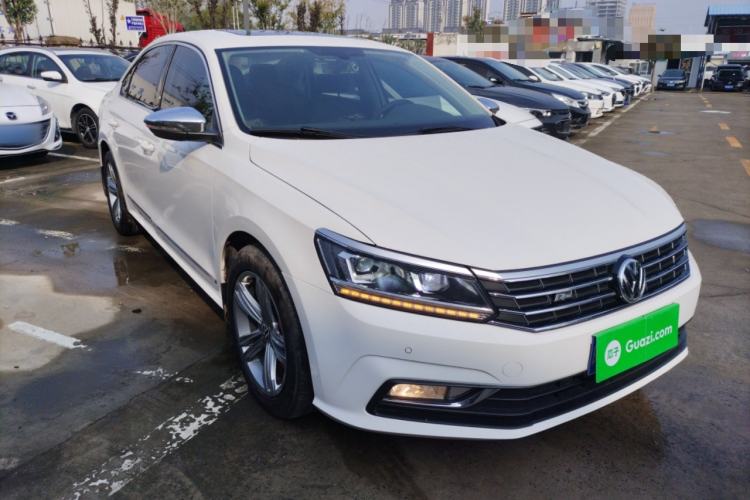 Used Volkswagen Passat 2017 330TSI DSG Luxury Edition