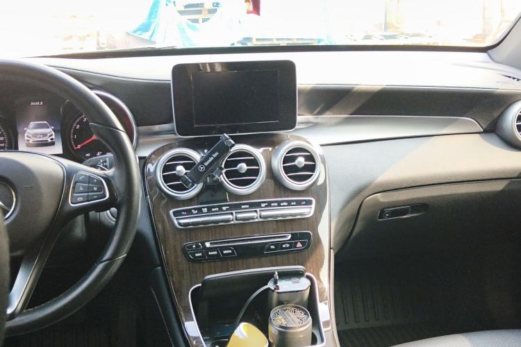 Used Mercedes-Benz GLC 2018 GLC 260 4MATIC Luxury Model
