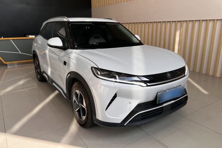 Used BYD Yuan UP 2025 Intelligent Driving Version 401 km Beyond-Range Edition Exterior 2