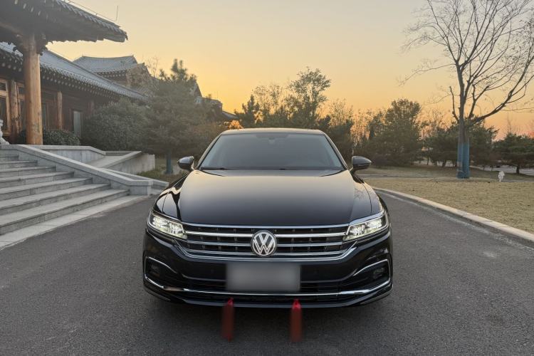 Used Volkswagen Phideon 2021 380TSI Luxury Edition Exterior 1