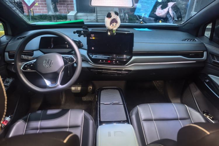 Used Volkswagen ID.4 X 2021 Pure Edition Center Console