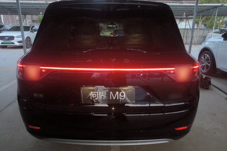 Used Hima AITO M9 2025 Extended-Range Ultra Version 52 kWh 6-Seater