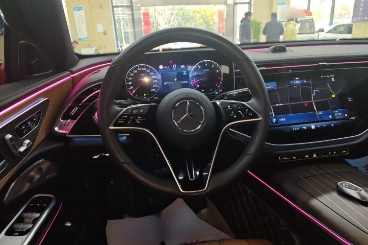 Used Mercedes-Benz E-Class 2024 Facelift E 300 L Luxury Edition
